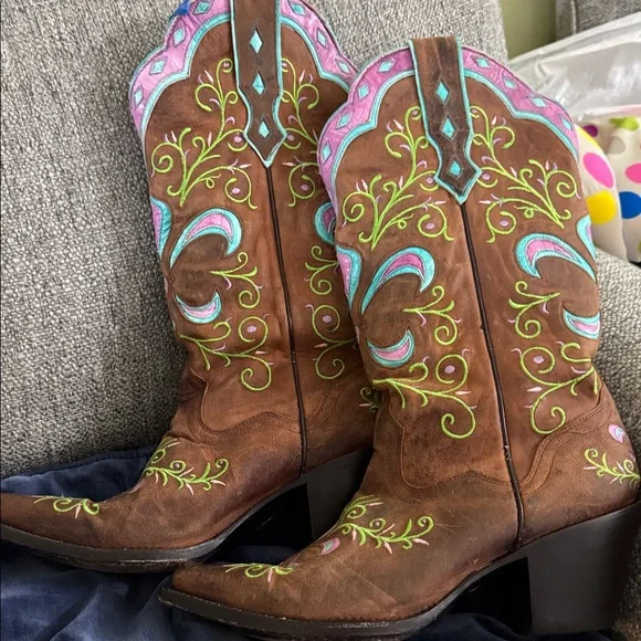 Colorful Embroidered Western Heeled Boots - Picture 1 of 15